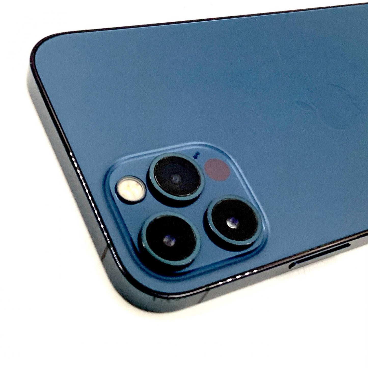 【全額返金保証】【最速発送】Apple iPhone iPhone 12 Pro 256GB パシフィックブルー docomo 白ロム 動作確認済 73%
