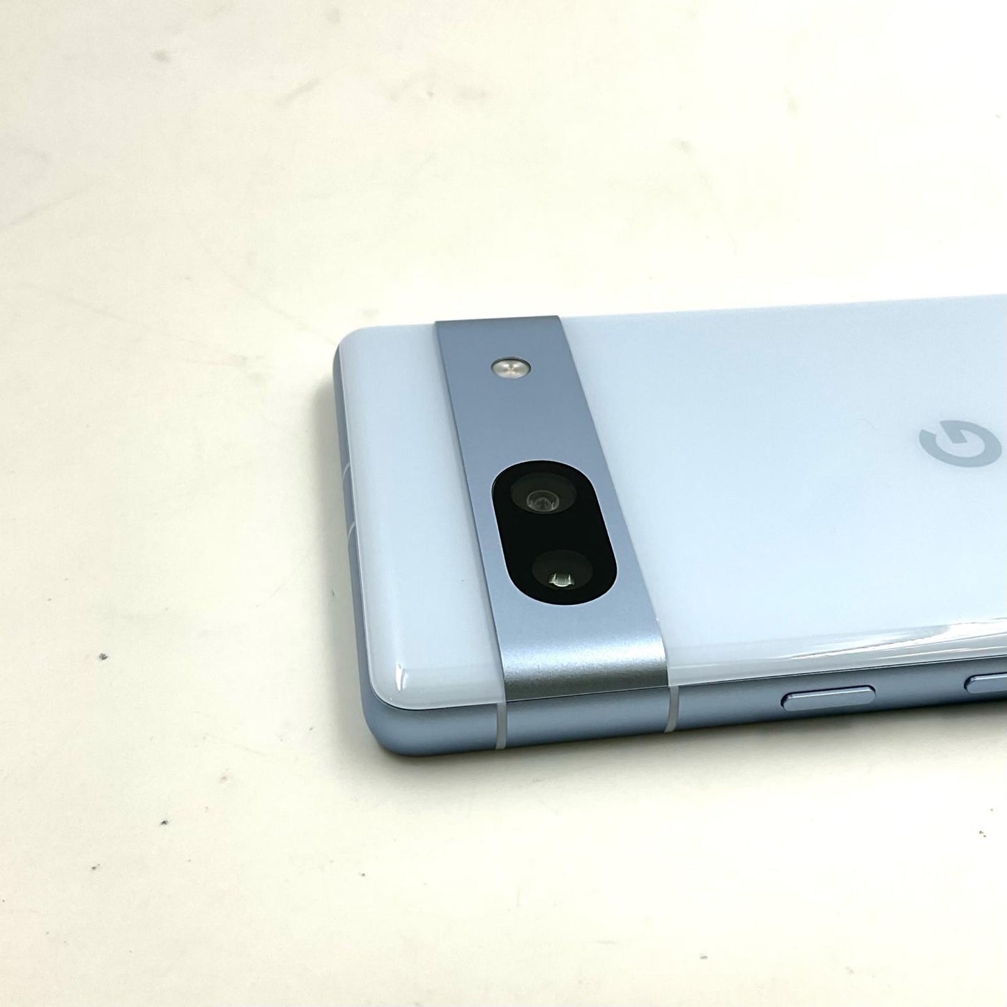 【全額返金保証】【最速発送】Google Pixel 7a 128GB シー SIMフリー G82U8 白ロム 超美品 動作確認済