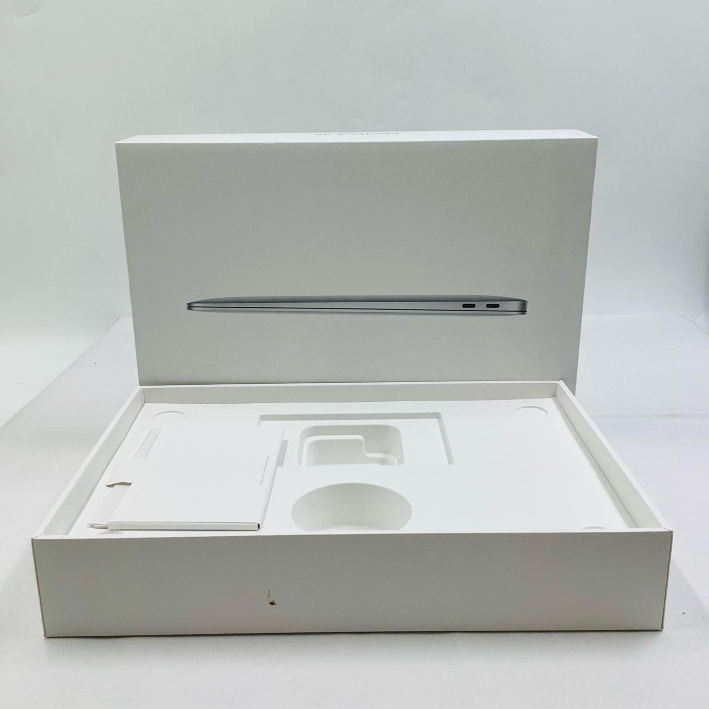 【全額返金保証】【最速発送】Apple MacBook Air 13.3インチ 2020 1.1GHｚ クアッドコア Intel Core i5 16GB 512GB シルバー 97.1% 動作確認済