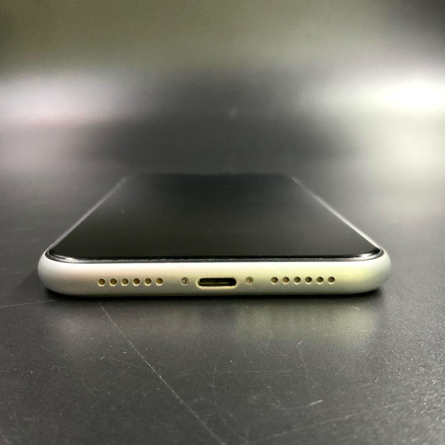 【全額返金保証】【最速発送】Apple iPhone iPhone XR 128GB ホワイト au 白ロム 美品 動作確認済 80%