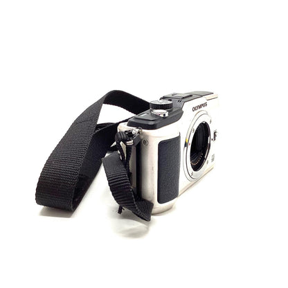 【最速発送】OLYMPUS デジタル一眼 PEN Lite E-PL2 ボディ [シャンパンゴールド]【難有】