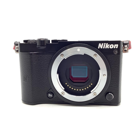【全額返金保証】【最速発送】Nikon デジタル一眼 Nikon 1 J5 ボディ [ブラック] ブラック 美品 動作確認済