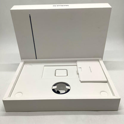 【全額返金保証】【最速発送】Apple MacBook Air 15インチ 2024 Apple M3 24GB 1TB シルバー 88% 動作確認済
