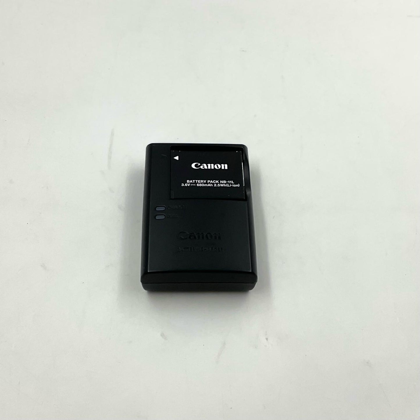 【全額返金保証】【最速発送】Canon コンパクトデジタルカメラ IXY180 シルバー 動作確認済