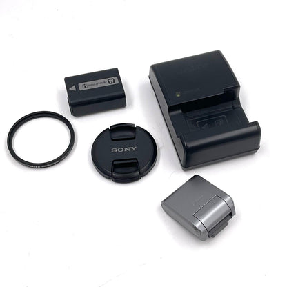 【最速発送】Sony デジタル一眼 α NEX-C3K ズームレンズキット ピンク【難有】