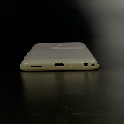 【最速発送】 arrows Be4 Plus 64GB ホワイト系 docomo F-41B 白ロム【難有】
