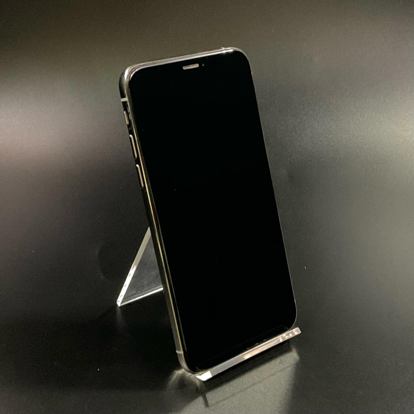 【全額返金保証】【最速発送】Apple iPhone iPhone XS 64GB Silver au 白ロム 動作確認済 77%