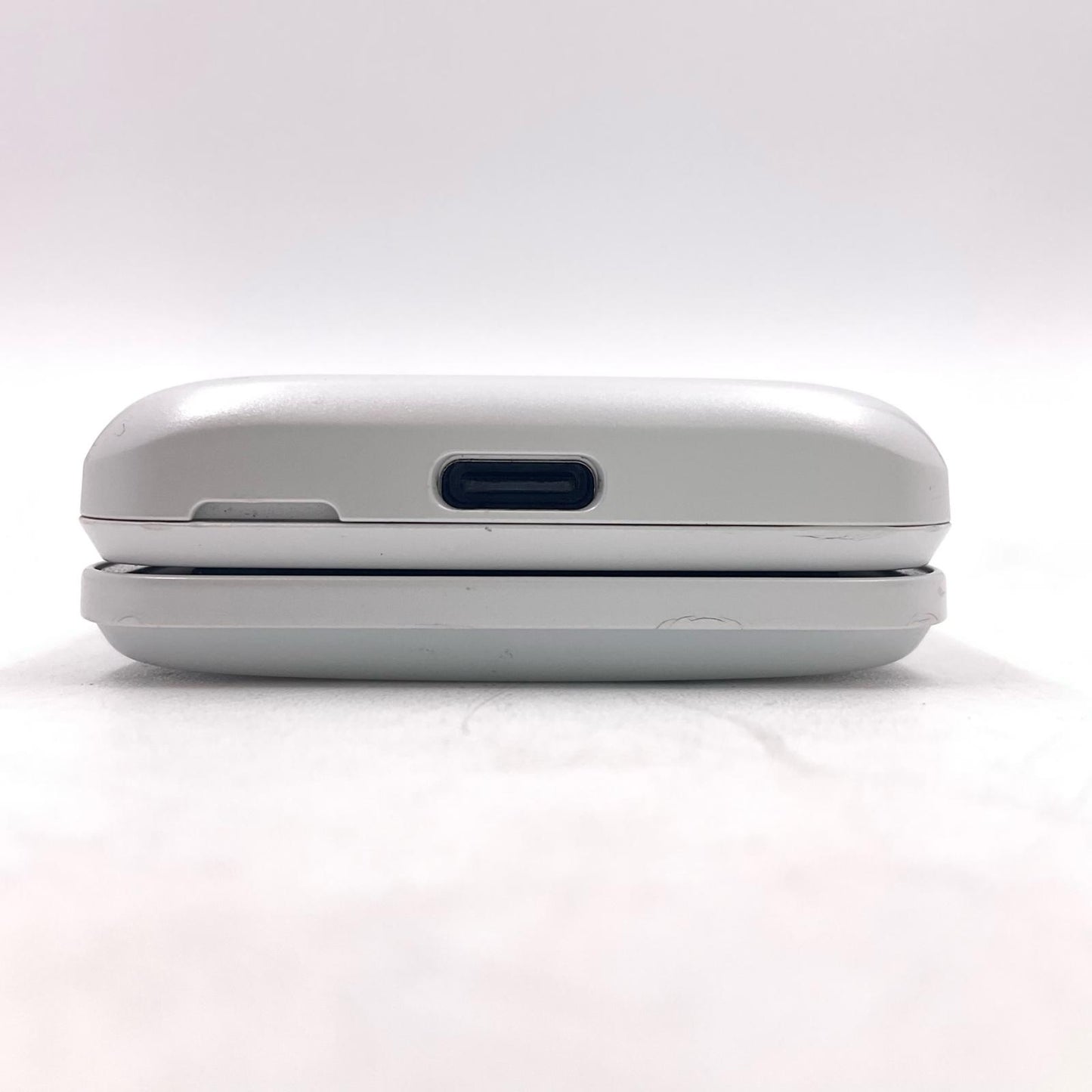 【最速発送】 DIGNO ケータイ 8GB ホワイト系 docomo SIMフリー KY-42C【難有】