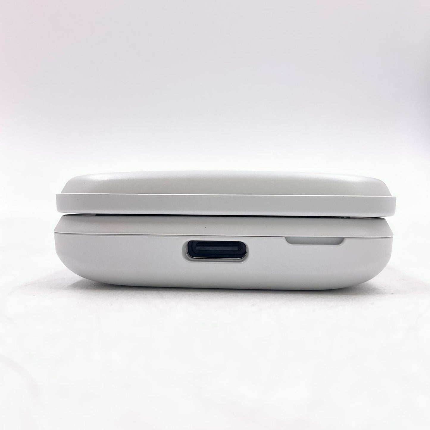 【全額返金保証】【最速発送】 DIGNO ケータイ 8GB ホワイト系 docomo KY-42C 新品未開封 即納OK