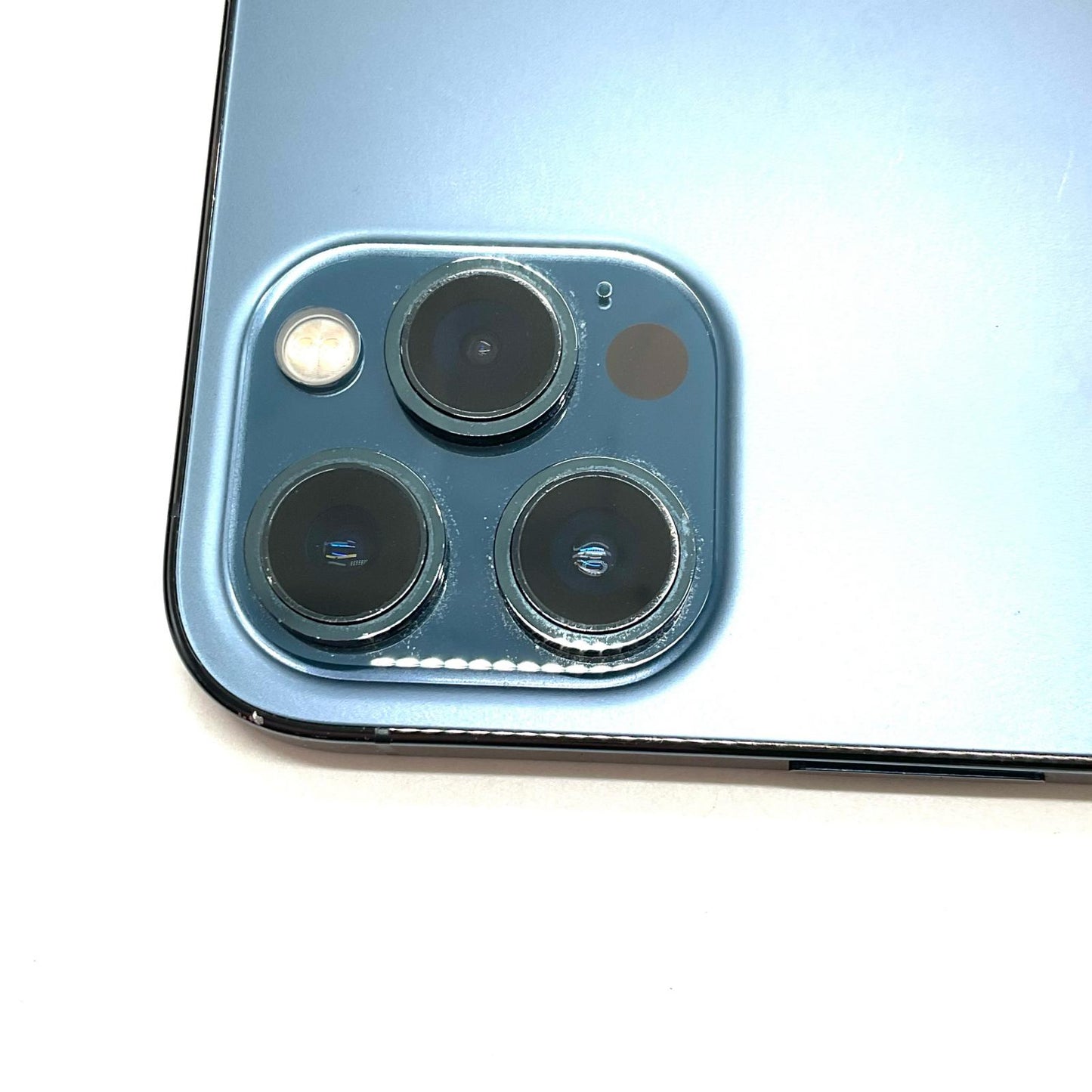 【全額返金保証】【最速発送】Apple iPhone iPhone 12 Pro Max 256GB Pacific Blue SIMフリー SIMフリー 動作確認済 75%