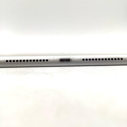 【最速発送】Apple iPad iPad 第7世代 Wi-Fi 32GB Silver【難有】