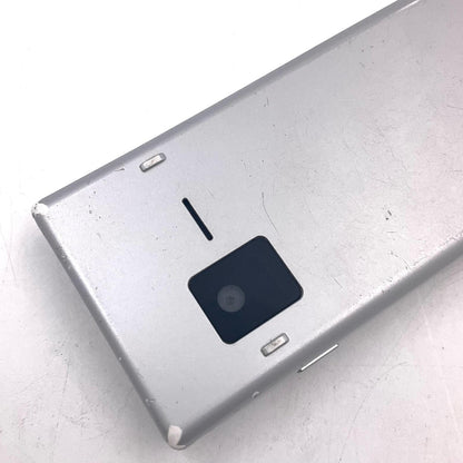 【最速発送】 arrows ケータイ 8GB シルバー系 docomo F-03L 白ロム【難有】