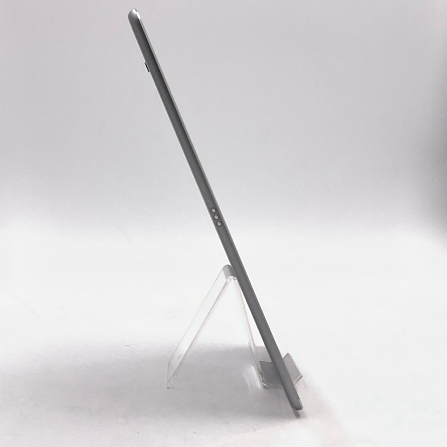 【最速発送】Apple iPad iPad Pro 9.7インチ Wi-Fi 256GB Space Gray【難有】