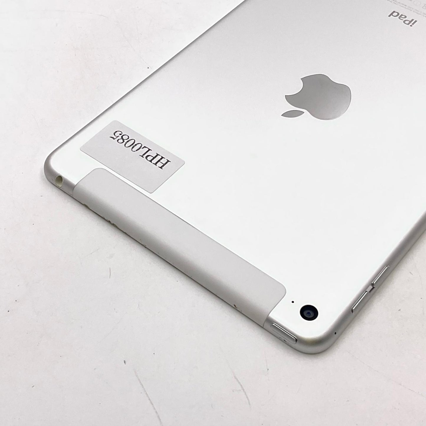 【最速発送】Apple iPad iPad mini 4 Wi-Fi + Cellular 128GB Silver docomo 白ロム【難有】