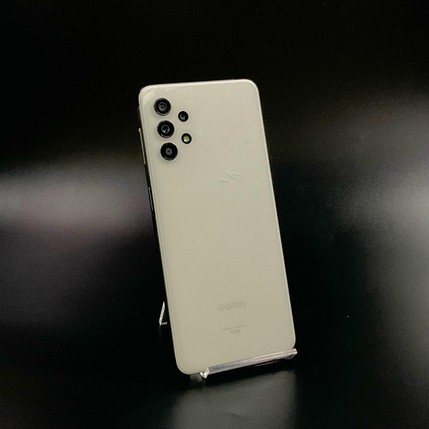 【最速発送】 Galaxy A32 5G 64GB ホワイト系 au SCG08 白ロム【難有】