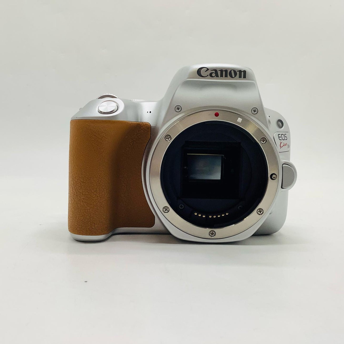 【全額返金保証】【最速発送】Canon デジタル一眼 EOS Kiss X9 ボディ [シルバー] 美品 動作確認済