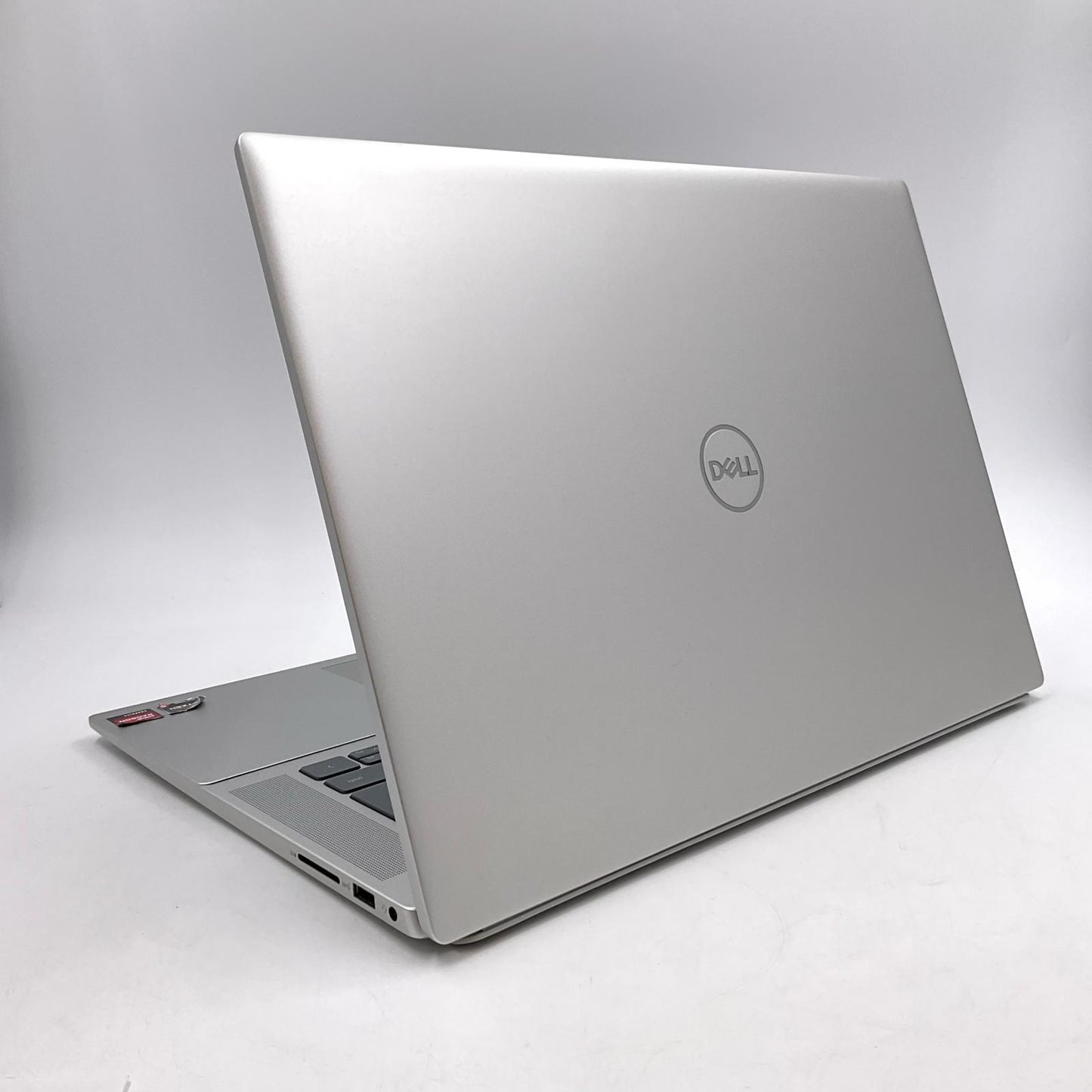 【全額返金保証】【最速発送】DELL Inspiron 16 5625 P117F AMD Ryzen 5 5625U with Radeon Graphics 2.30GHz 8GB M.2 SSD 256GB 92% 美品 動作確認済