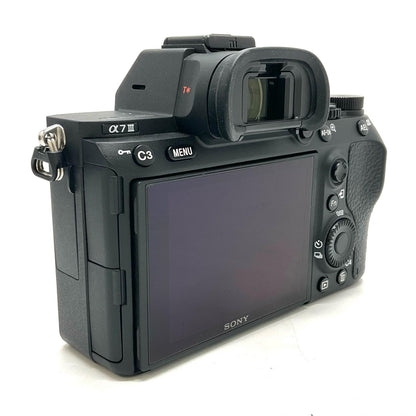【全額返金保証】【最速発送】Sony デジタル一眼 α7 III ILCE-7M3 ボディ ブラック 美品 動作確認済