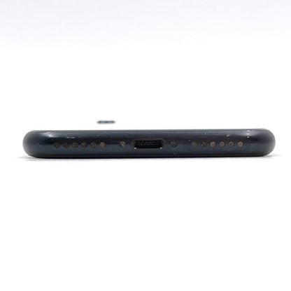 【全額返金保証】【最速発送】Apple iPhone iPhone SE（第3世代） 64GB ミッドナイト docomo 白ロム 動作確認済 83%