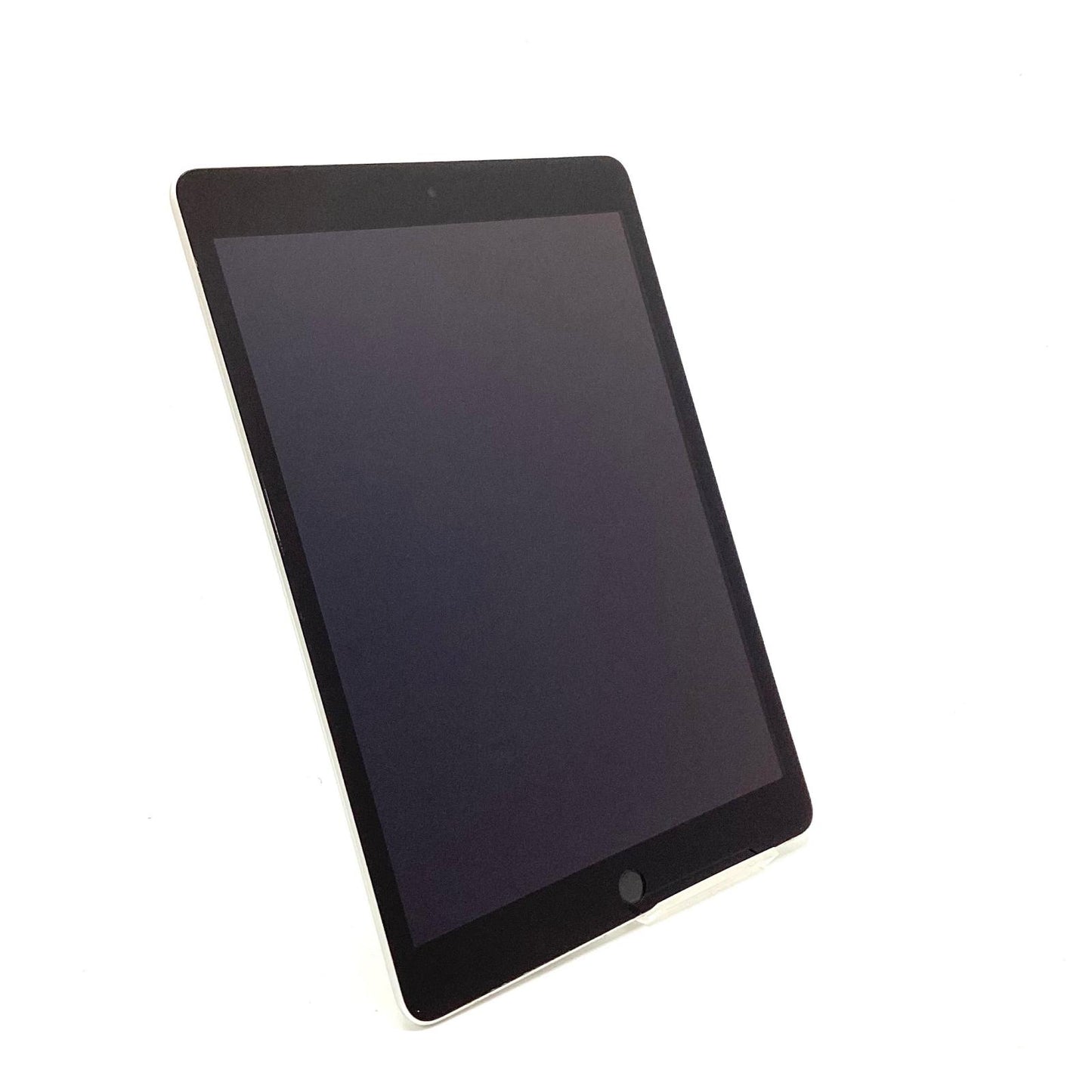 【全額返金保証】【最速発送】Apple iPad iPad 10.2インチ 第9世代 64GB シルバー Wi-Fi 動作確認済