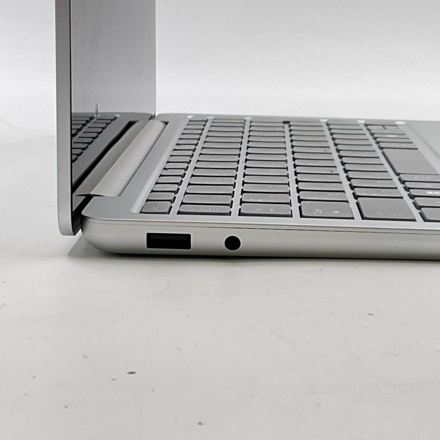 【最速発送】Microsoft Surface Laptop 13in 1st Ed with Snapdragon EP2-31937 Snapdragon X Plus (8-core) @ 3.30 GHz 16GB SSD 512GB 100%【難有】