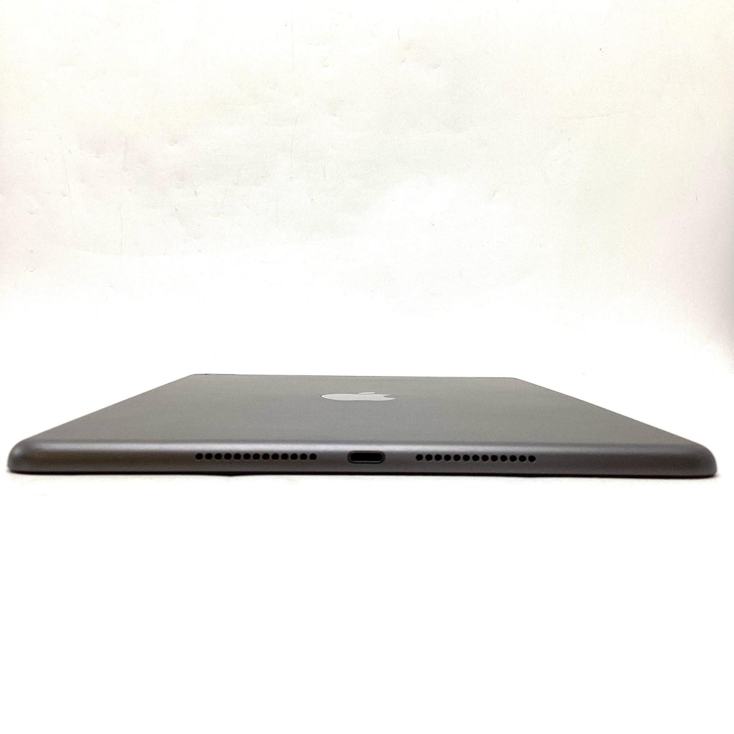 【全額返金保証】【最速発送】Apple iPad iPad 10.2インチ 第9世代 64GB スペースグレイ WiFi+Cellular au 白ロム 美品 動作確認済