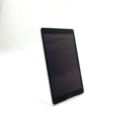【全額返金保証】【最速発送】Apple iPad iPad 10.2インチ 第9世代 64GB シルバー Wi-Fi 美品 動作確認済