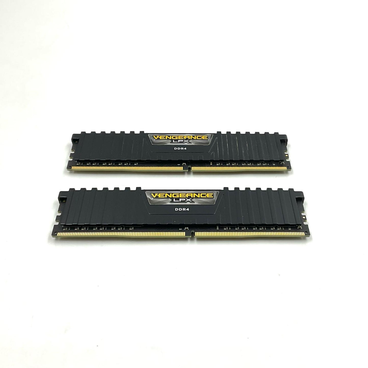【全額返金保証】【最速発送】 メモリ DDR4 PC4-21300 8GB 2枚組 CMK16GX4M2A2666C16 美品 動作確認済