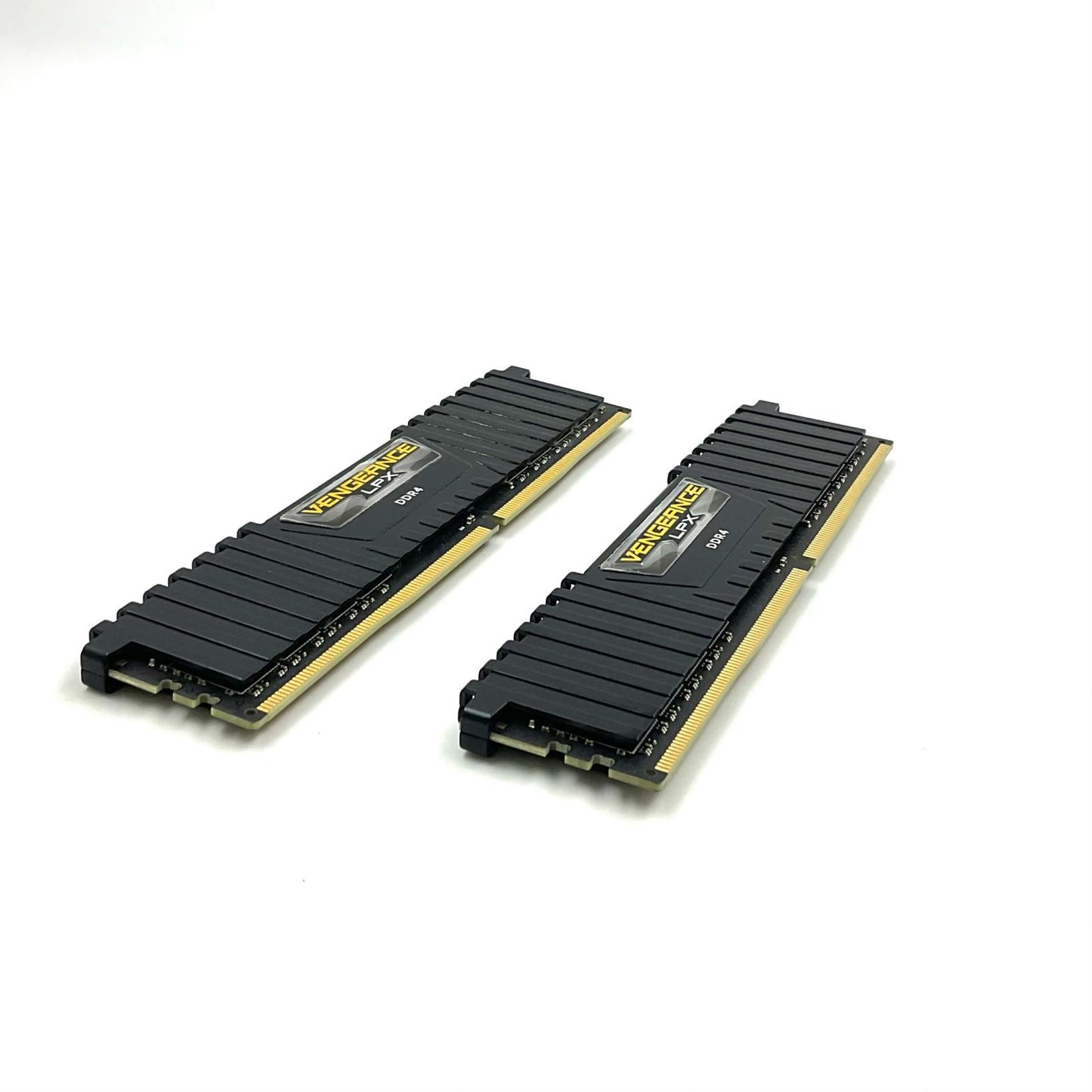 【全額返金保証】【最速発送】 メモリ DDR4 PC4-21300 8GB 2枚組 CMK16GX4M2A2666C16 美品 動作確認済