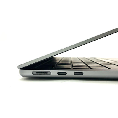 【全額返金保証】【最速発送】Apple MacBook Air 13.6インチ 2022 Apple M2 8GB 256GB スペースグレイ 99.2% 美品 動作確認済