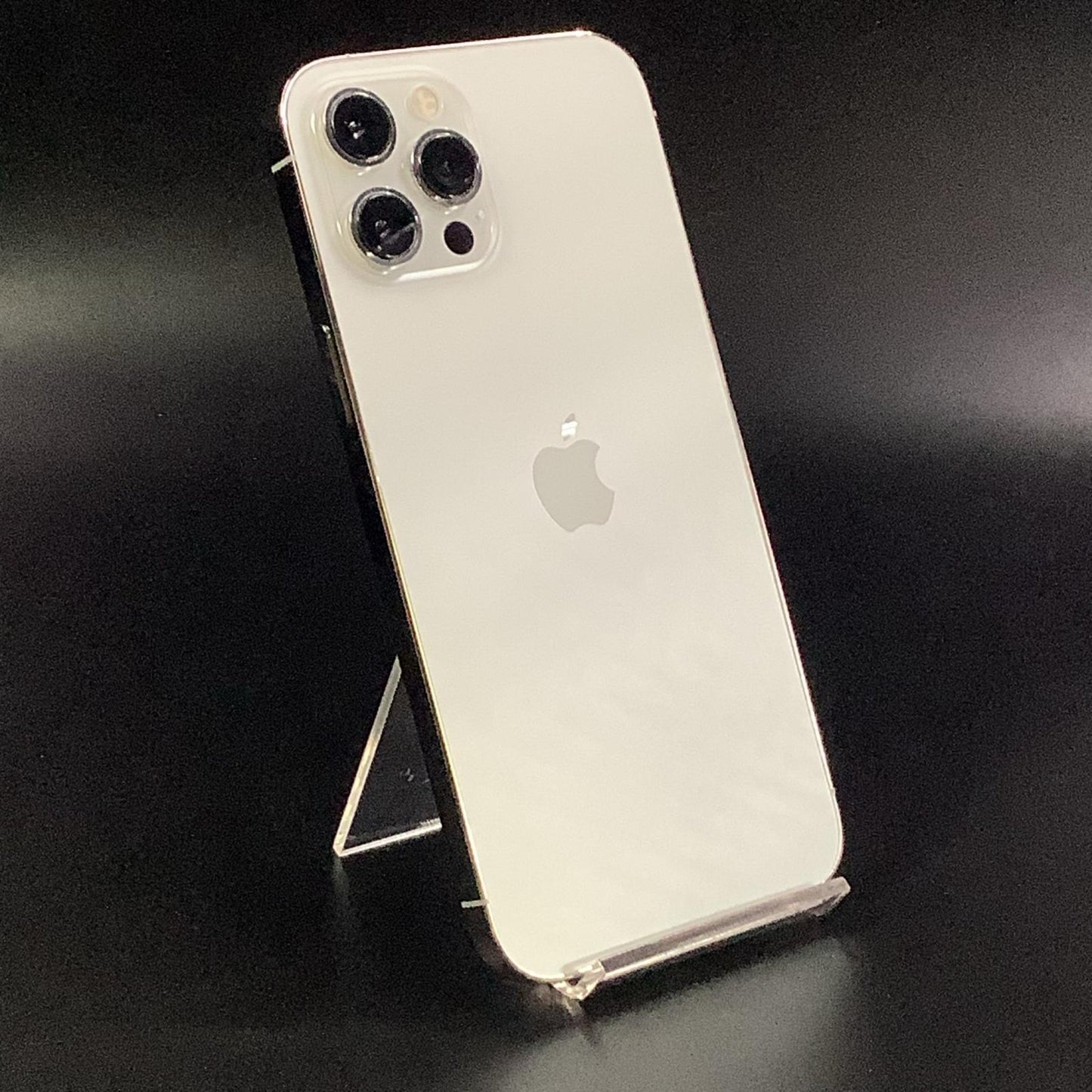 【全額返金保証】【最速発送】Apple iPhone iPhone 12 Pro Max 256GB シルバー docomo SIMフリー 白ロム 動作確認済 75%