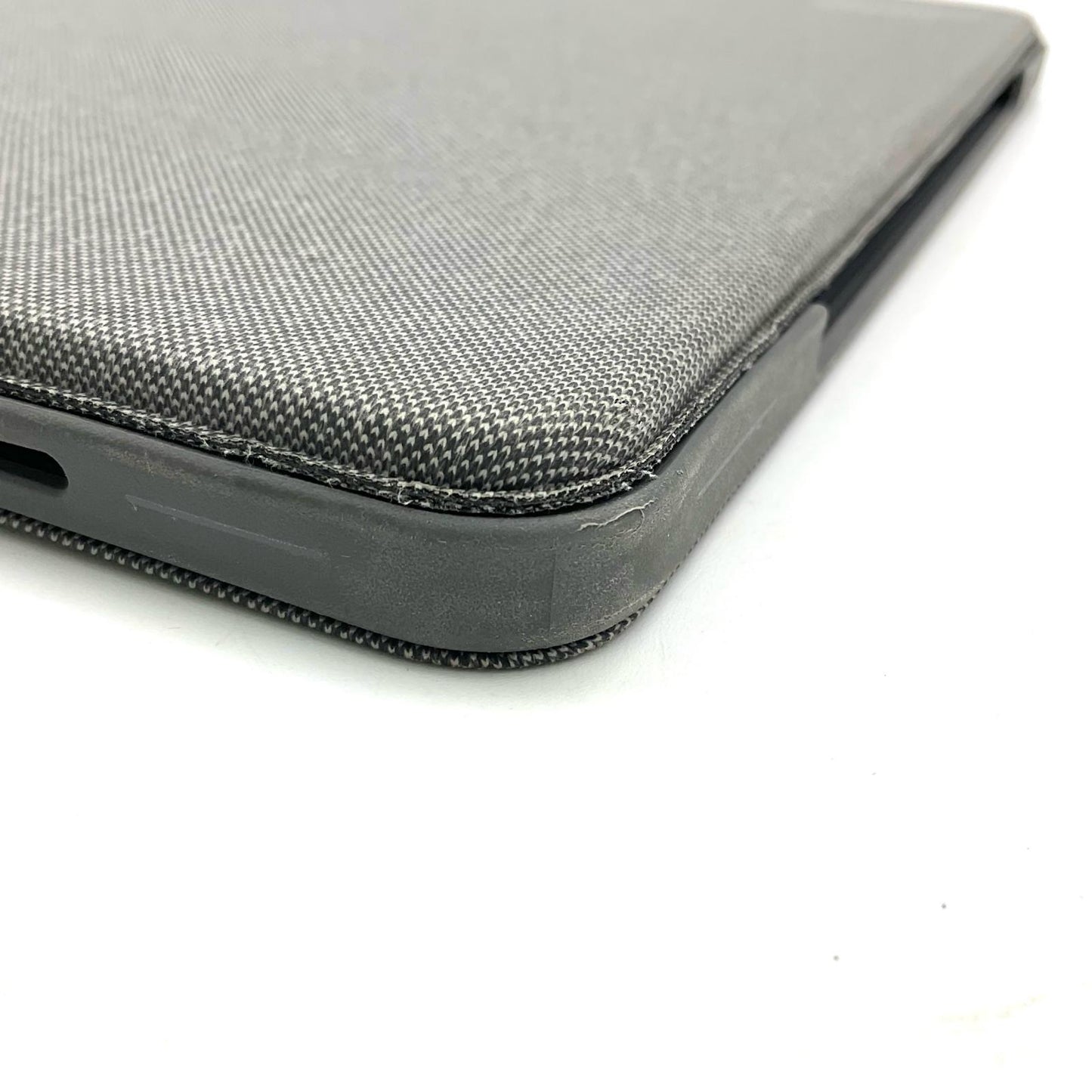 【全額返金保証】【最速発送】Logicool iPad Pro 12.9インチ対応 トラックパッド付き キーボード付きケース 動作確認済