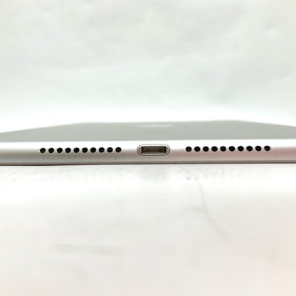 【全額返金保証】【最速発送】Apple iPad mini 第4世代 16GB シルバー WiFi+Cellular docomo 白ロム 動作確認済