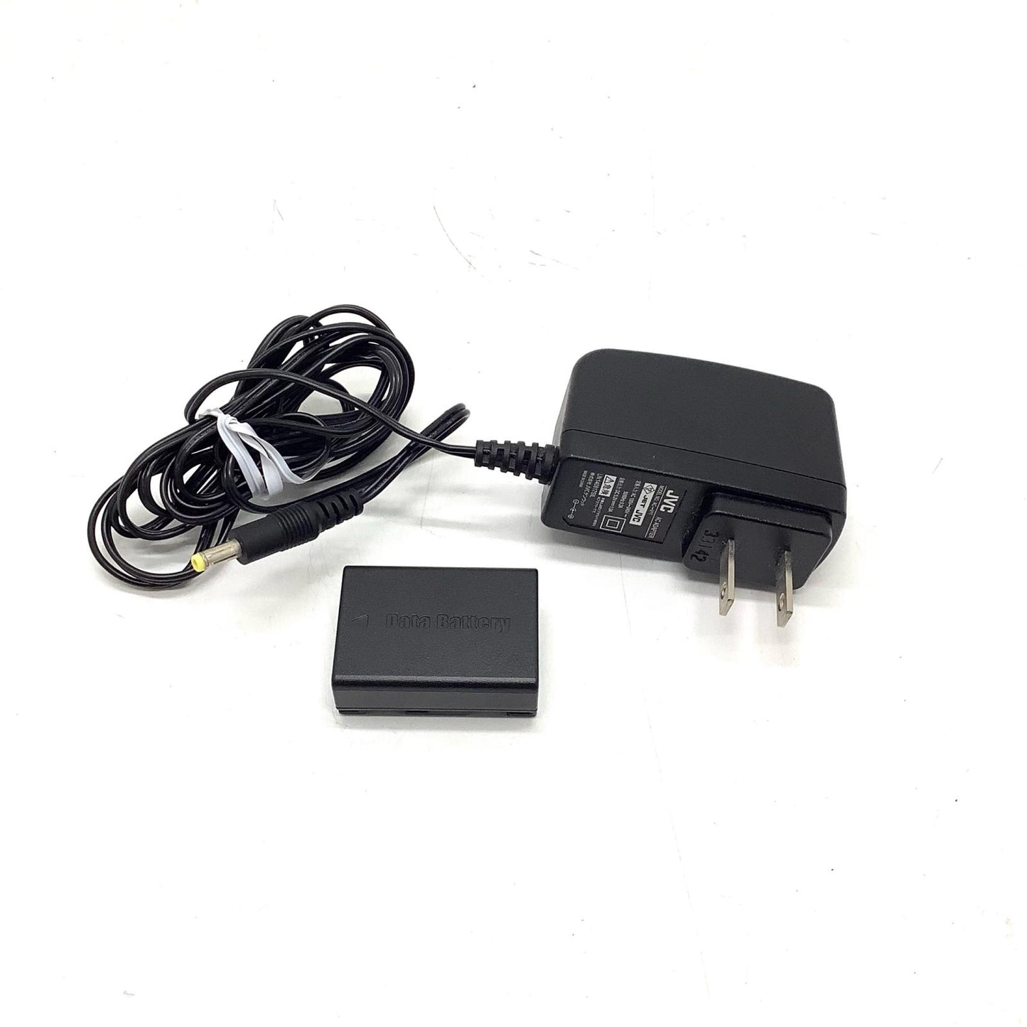 【全額返金保証】【最速発送】JVC GZ-HM133-W [ホワイト] 美品 動作確認済