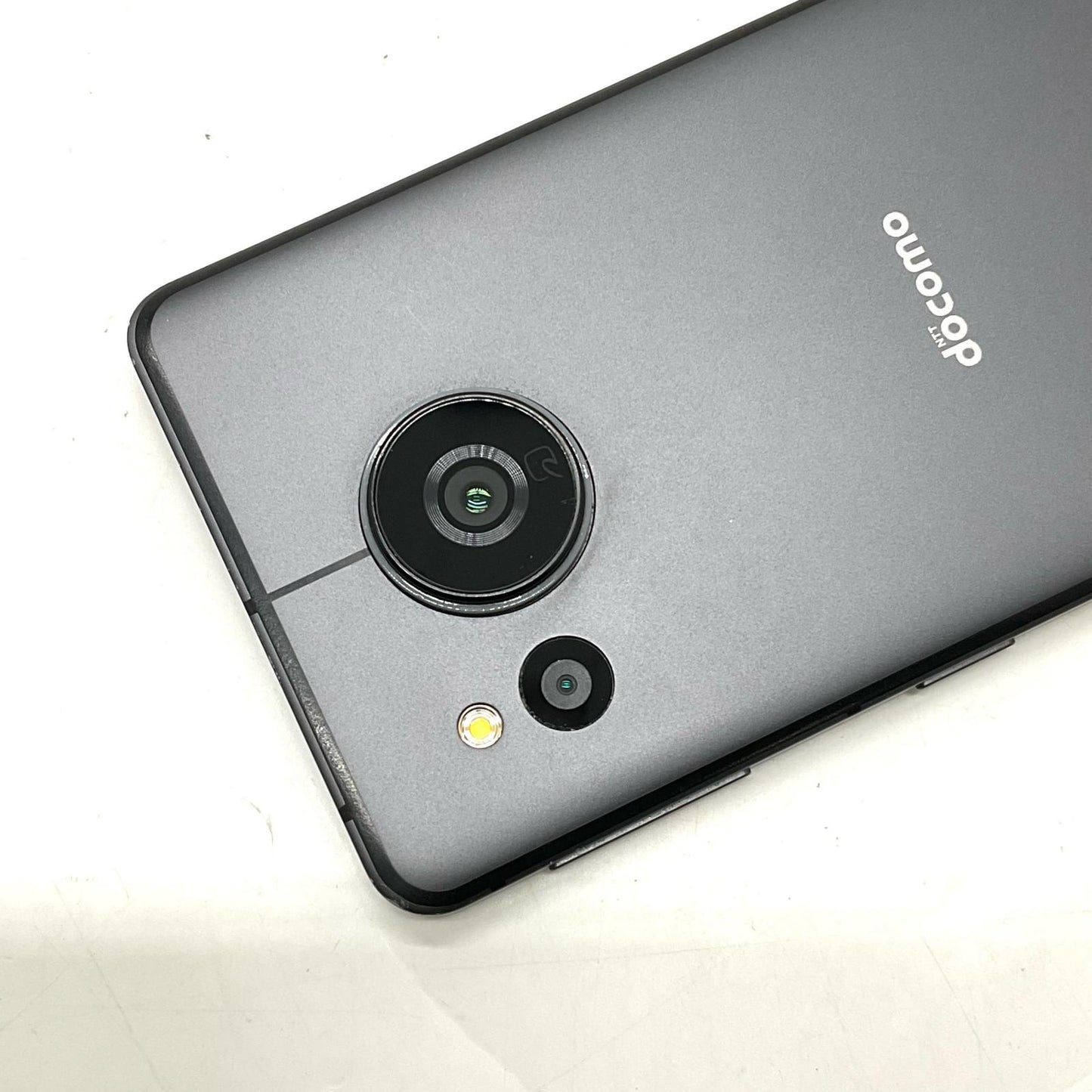 【全額返金保証】【最速発送】SHARP AQUOS sense7 128GB ブラック docomo SIMフリー SH-53C 白ロム 美品 動作確認済