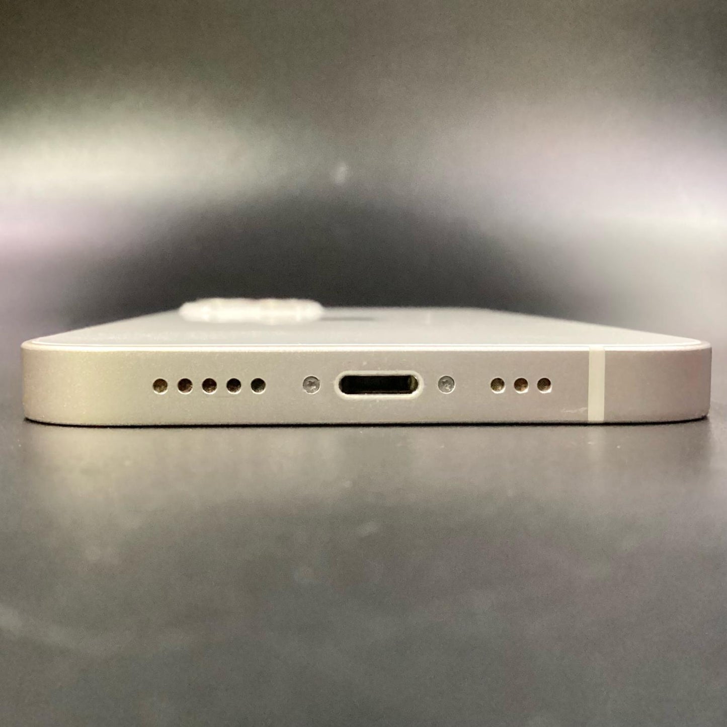【全額返金保証】【最速発送】Apple iPhone iPhone 13 128GB スターライト au SIMフリー 美品 動作確認済 88%