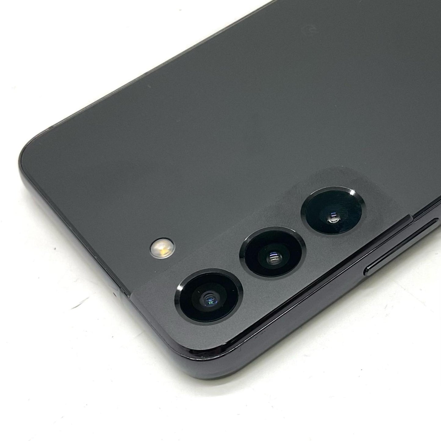 【全額返金保証】【最速発送】SAMSUNG Galaxy S22 256GB ファントムブラック au SIMフリー SCG13 美品 動作確認済