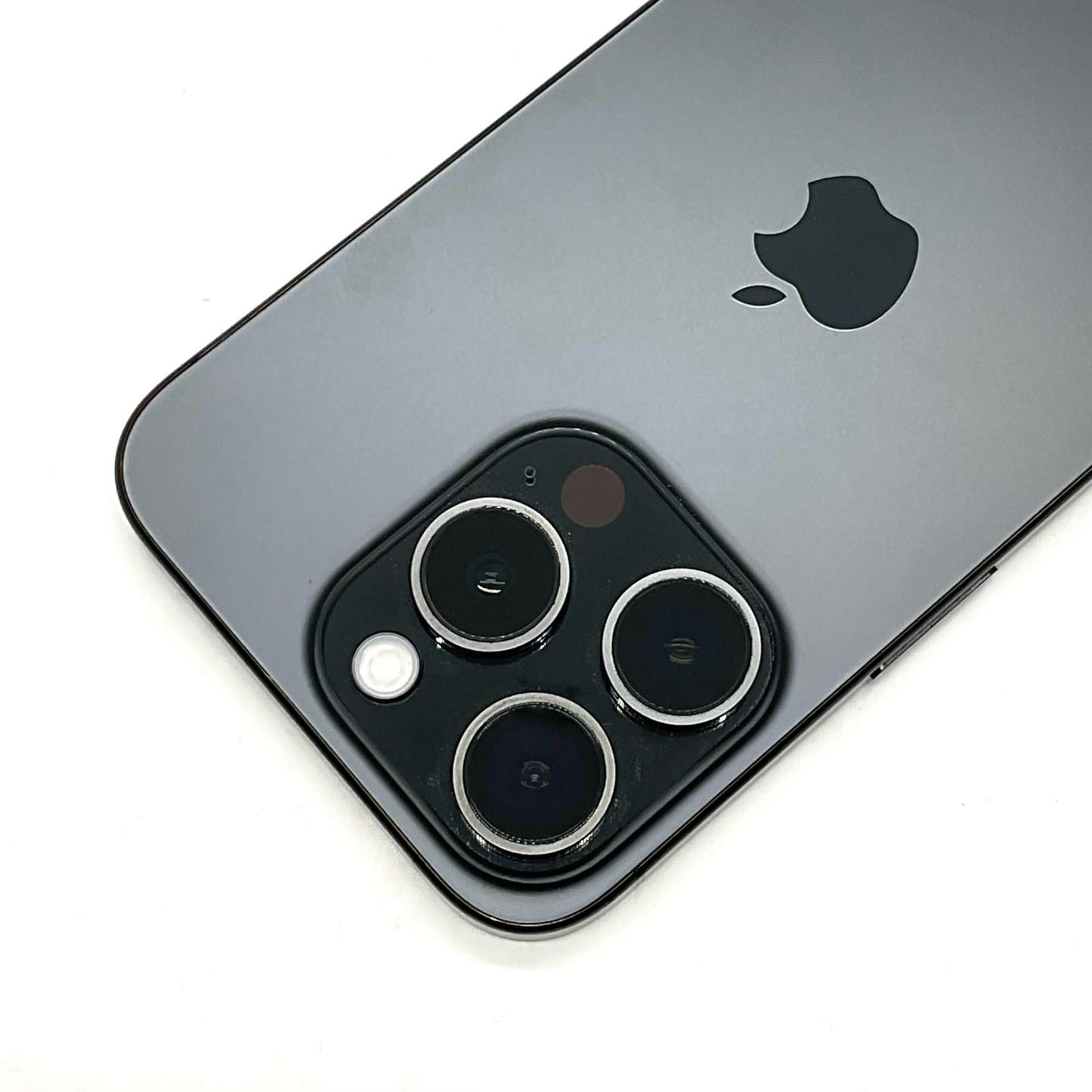 【全額返金保証】【最速発送】Apple iPhone iPhone 15 Pro 128GB ブラックチタニウム SIMフリー 白ロム 美品 動作確認済 86%
