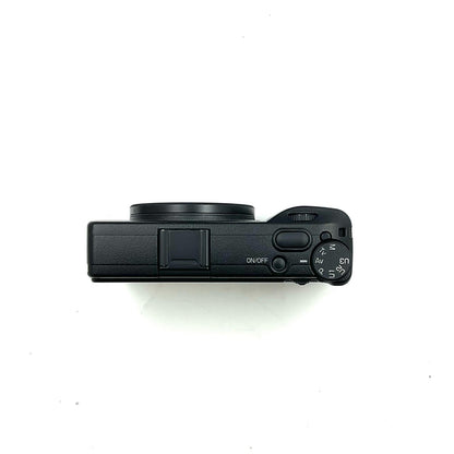 【全額返金保証】【最速発送】RICOH コンパクトデジタルカメラ GR III 美品 動作確認済