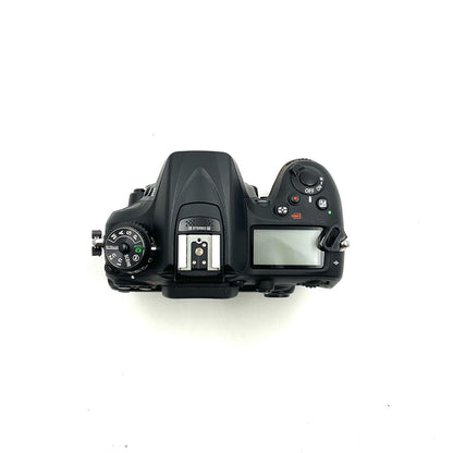 【全額返金保証】【最速発送】Nikon デジタル一眼 D7200 ボディ 美品 動作確認済