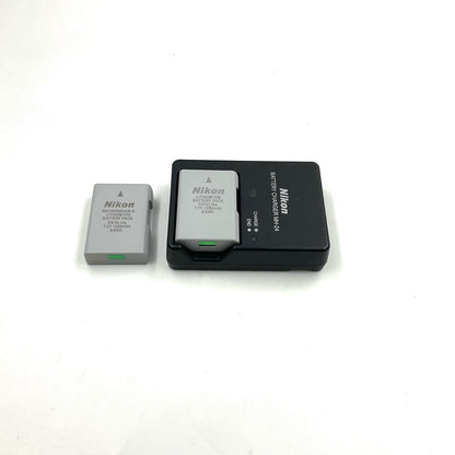 【全額返金保証】【最速発送】Nikon デジタル一眼 D3300 ボディ ブラック 美品 動作確認済