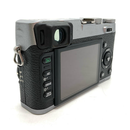 【最速発送】FUJIFILM コンパクトデジタルカメラ X100S シルバー【難有】