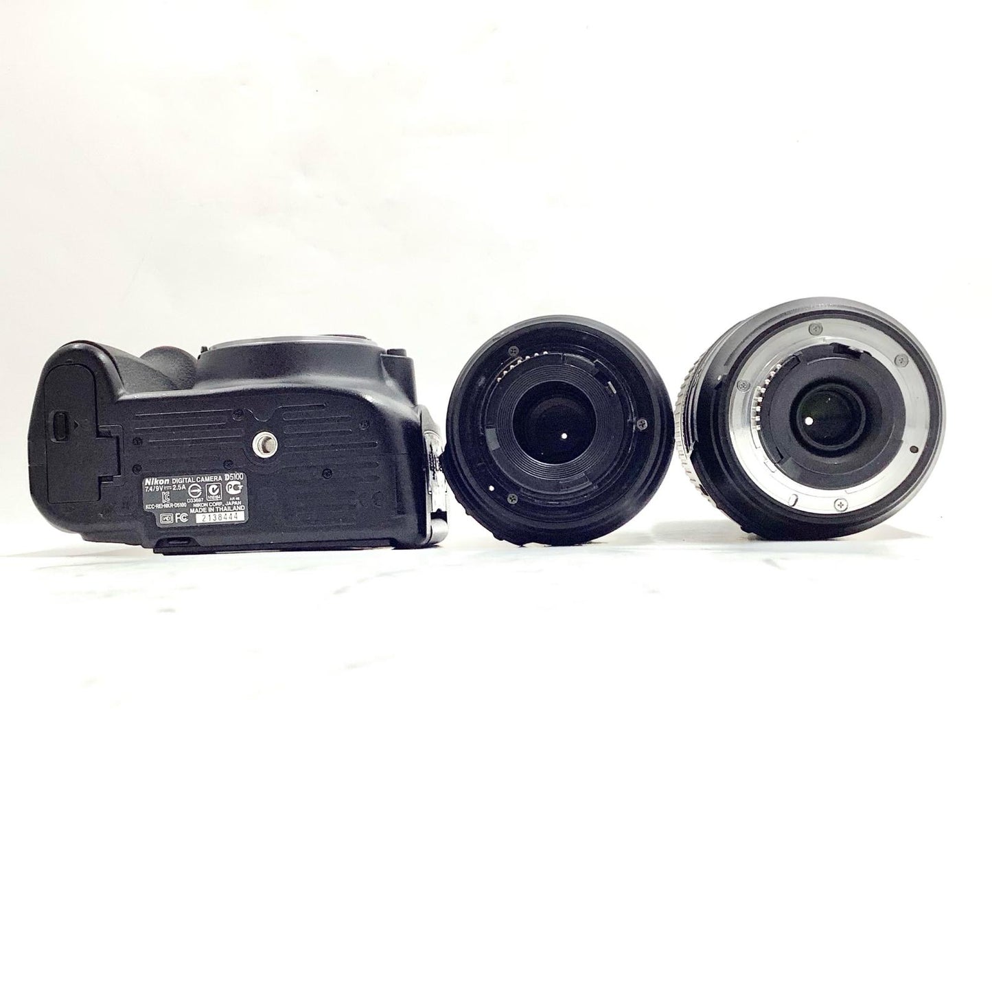 【最速発送】Nikon デジタル一眼 D5100 ダブルズームキット【難有】