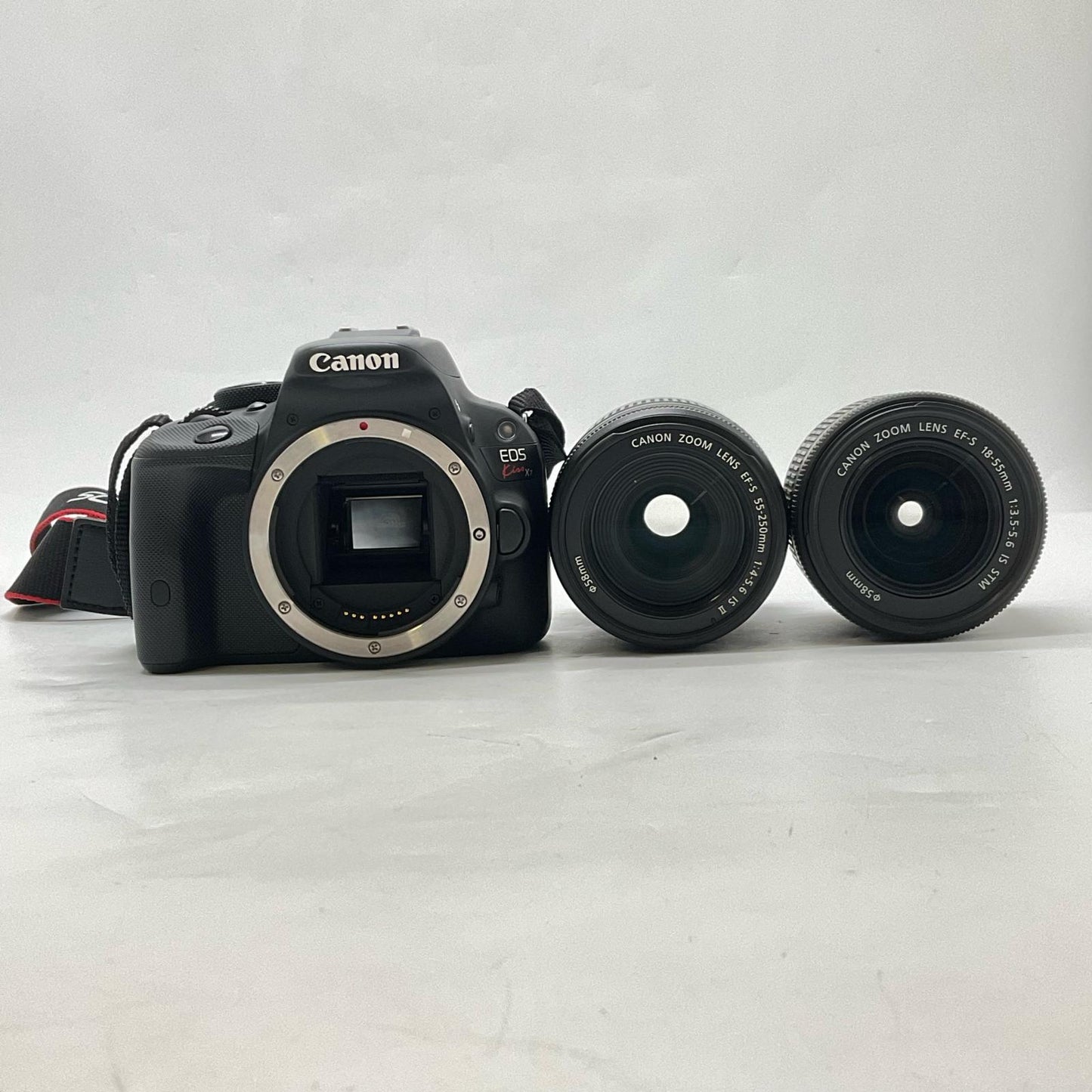 【全額返金保証】【最速発送】Canon デジタル一眼 EOS Kiss X7 ダブルズームキット 美品 動作確認済