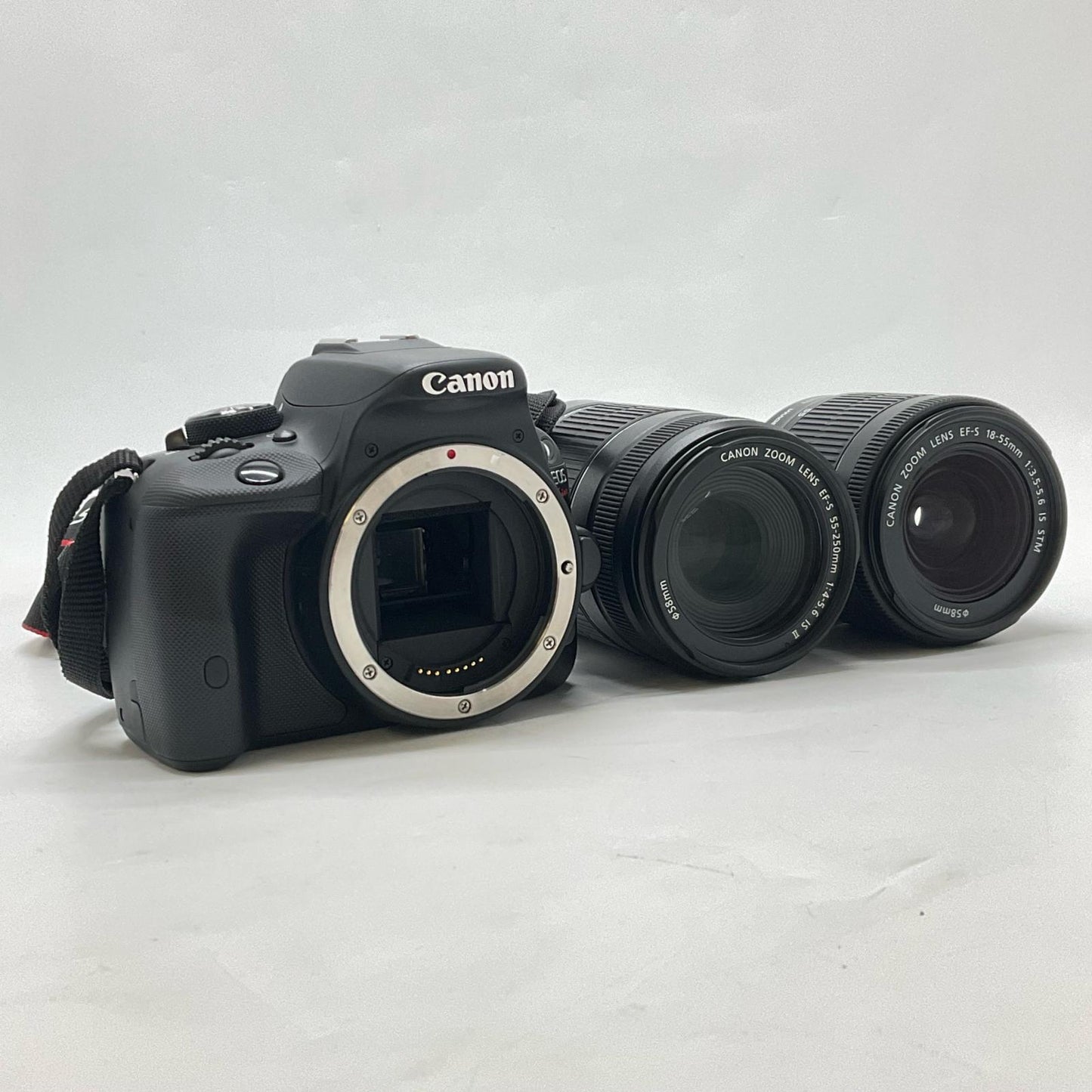 【全額返金保証】【最速発送】Canon デジタル一眼 EOS Kiss X7 ダブルズームキット 美品 動作確認済