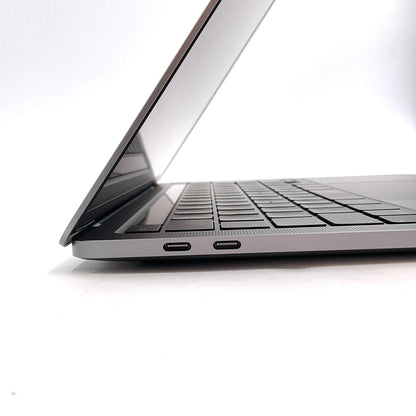 【全額返金保証】【最速発送】Apple MacBook Pro 13.3インチ 2022 Apple M2 8GB 256GB スペースグレイ 100% 美品 動作確認済