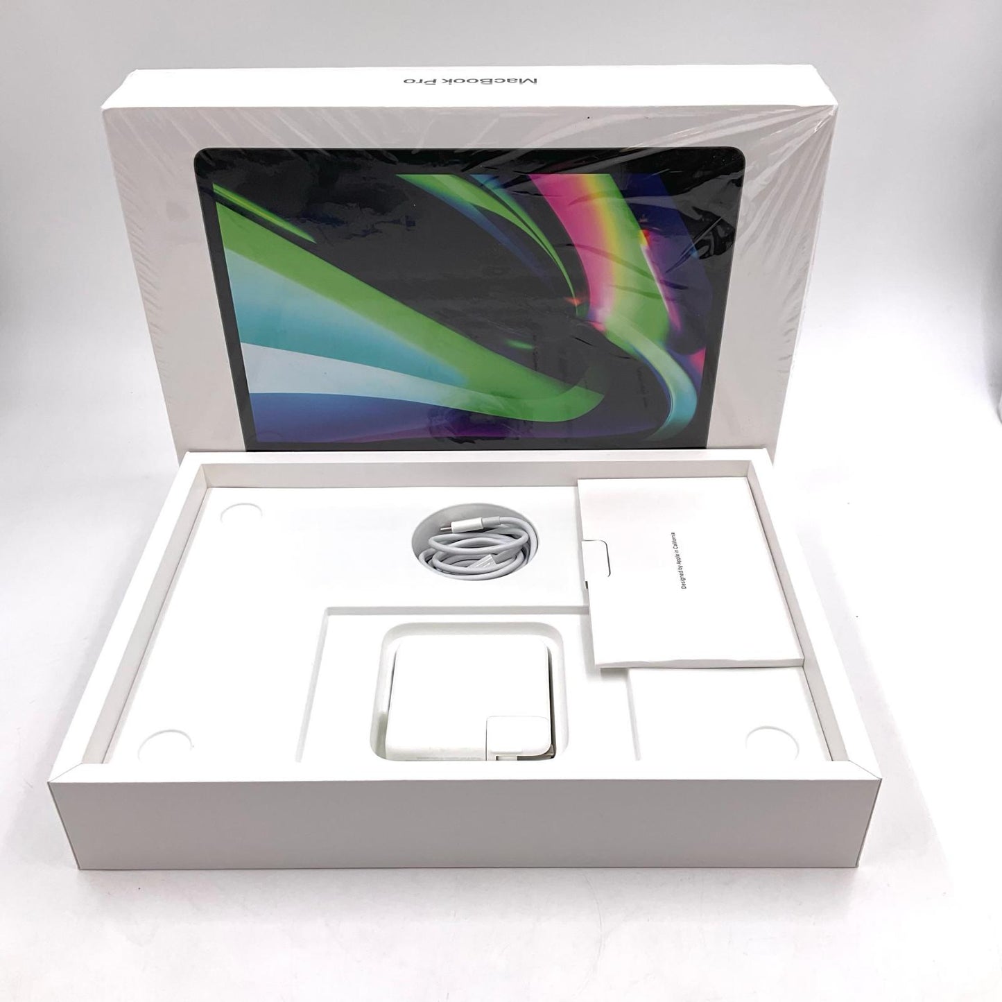 【全額返金保証】【最速発送】Apple MacBook Pro 13.3インチ 2022 Apple M2 8GB 256GB スペースグレイ 100% 美品 動作確認済