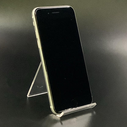 【全額返金保証】【最速発送】Apple iPhone iPhone SE（第2世代） 64GB ホワイト au SIMフリー 白ロム 動作確認済 82%
