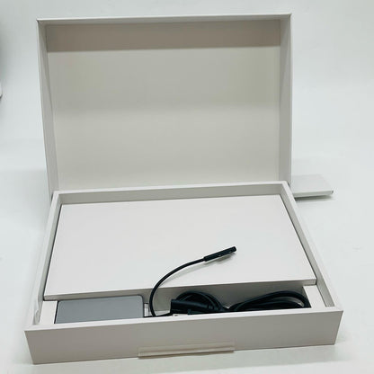 【最速発送】Microsoft Surface Laptop Snapdragon X 10-core X1P64100 @ 3.40 GHz 16GB SSD 512GB 100%【難有】