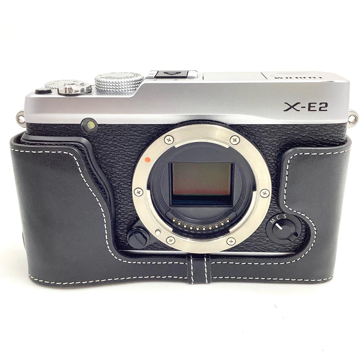 【全額返金保証】【最速発送】FUJIFILM デジタル一眼 X-E2 ボディ [シルバー] シルバー 美品 動作確認済